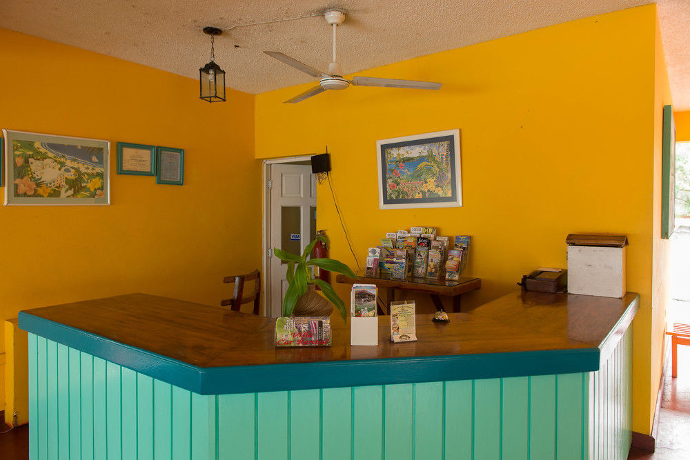 Tropical Court Inn New Kingston Eksteriør bilde