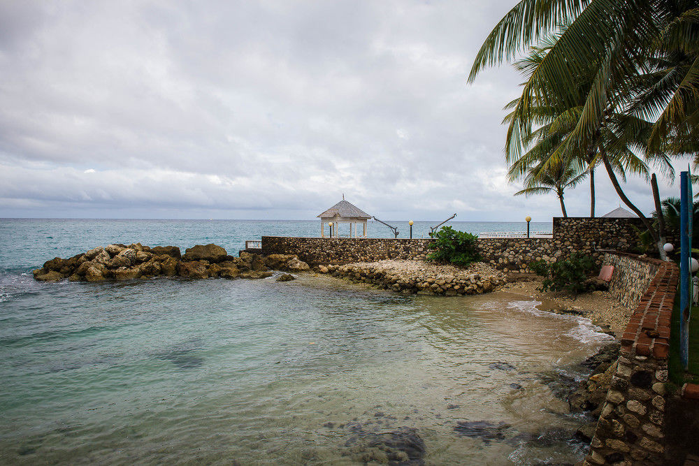 Tropical Court Inn New Kingston Eksteriør bilde